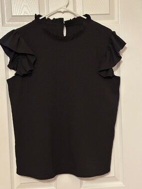 Source Unknown Black Ruffle Sleeve Blouse